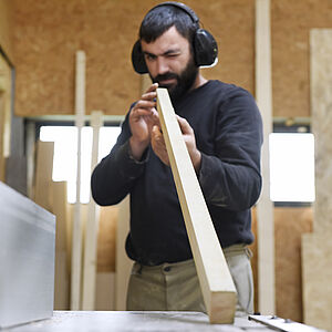 Agencement atelier dressing mobilier verrière menuiserie Saint Brieuc Côtes d'Armor tous corps d'état